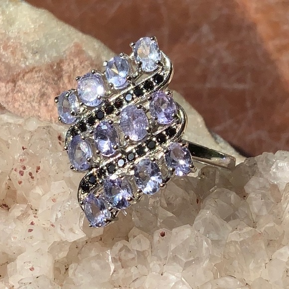 TANZANITE & BLACK SPINEL 925 STERLING SILVER RING SIZE 7.5